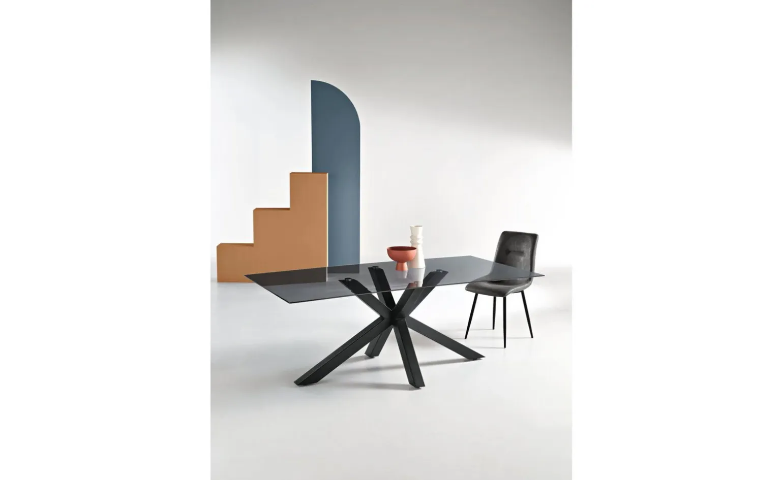 Adone tavolo nero/vetro fume' L180 cm
